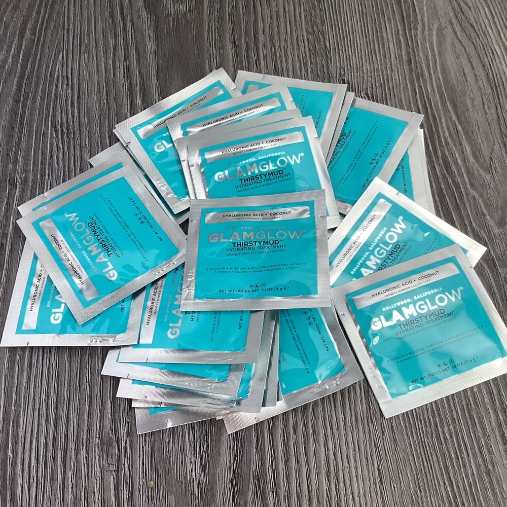 25pc GlamGlow Thirstymud Hydrating Samples